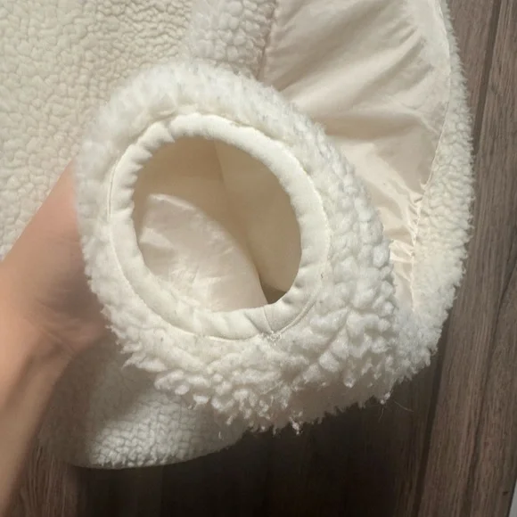 FABLETICS Tahoe Teddy Jacket - Picture 11 of 17